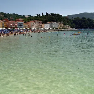 Vienna's House Apartment Lerici