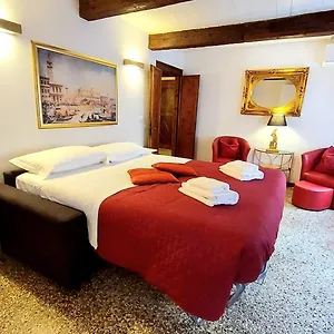Palazzo Del Sale, Rialto Apartment Venedig