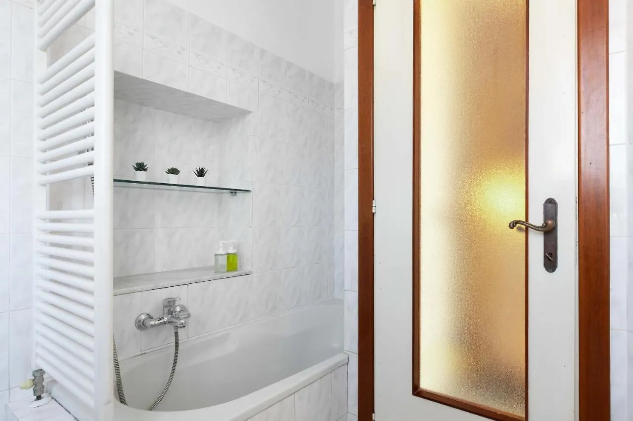 Villa Lecco Free Wi-Fi, Parking & Bike Service 아파트
